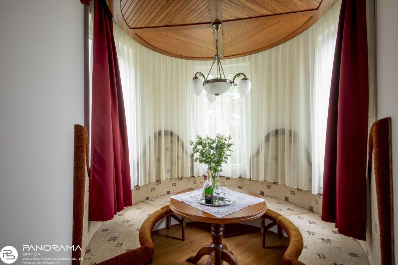 Bed and Breakfast Panoráma Birtok - Wellness Panzió, Konferencia és Rendezvényközpont Győrújbarát Exterior foto